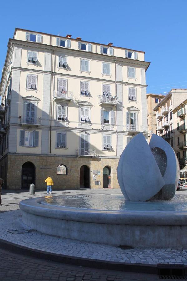 You Stay "Main Street & Station" La Spezia Exterior photo