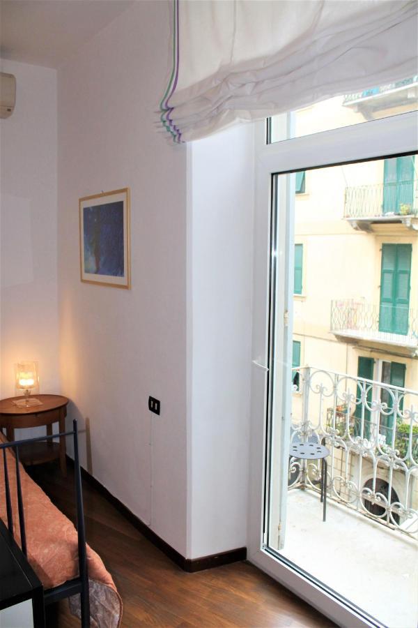 You Stay "Main Street & Station" La Spezia Exterior photo